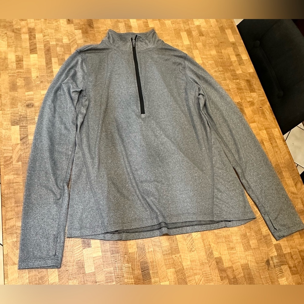 Live Laugh Dream Gray Athletic Zip Up Top With Thumb Holes Medium